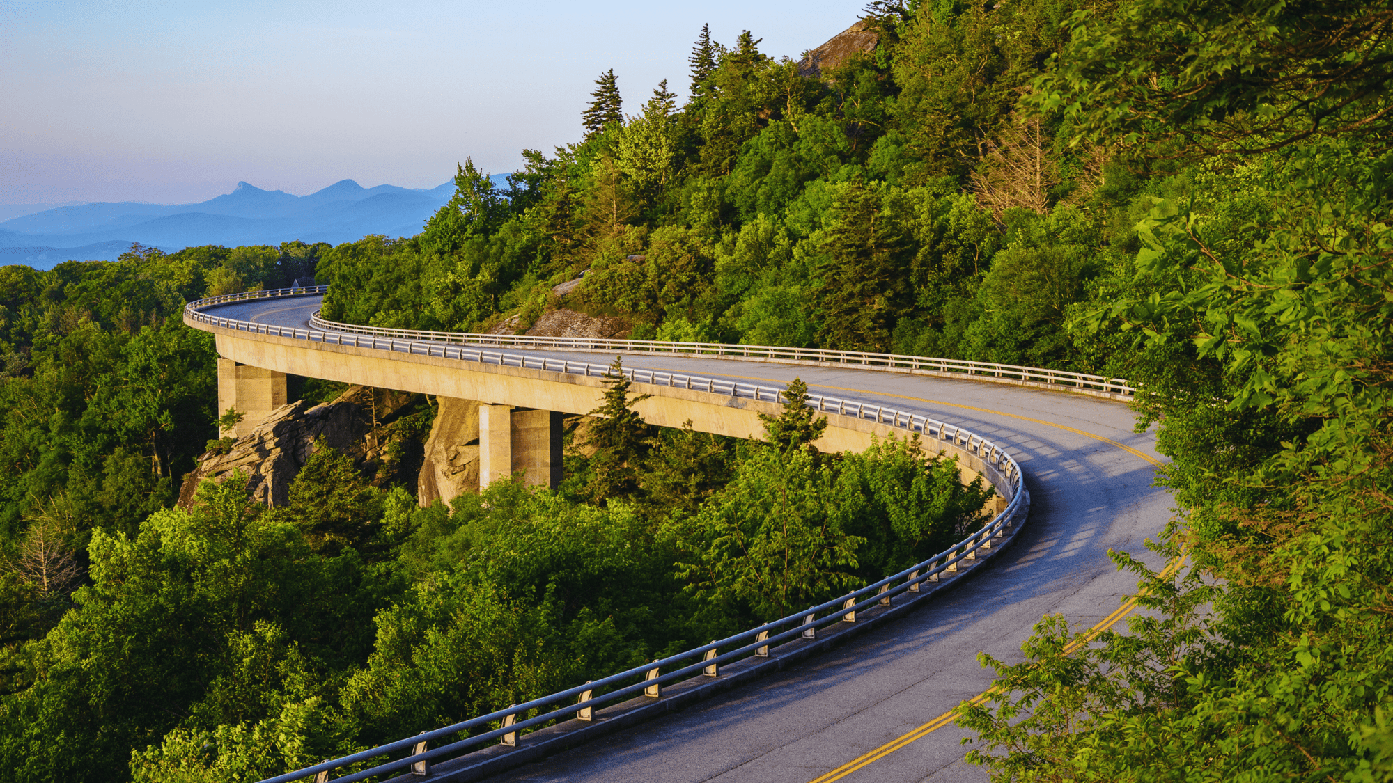 Discover the Best Spring and Summer Drives on the Blue Ridge Parkway
